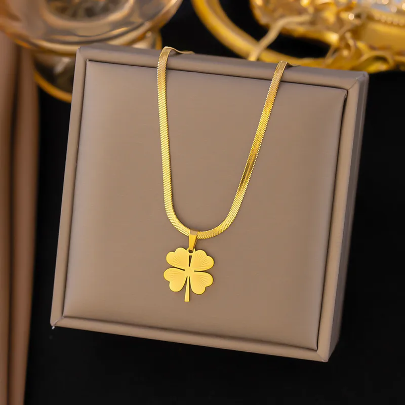 Flower Pendant Necklace Hypoallergenic