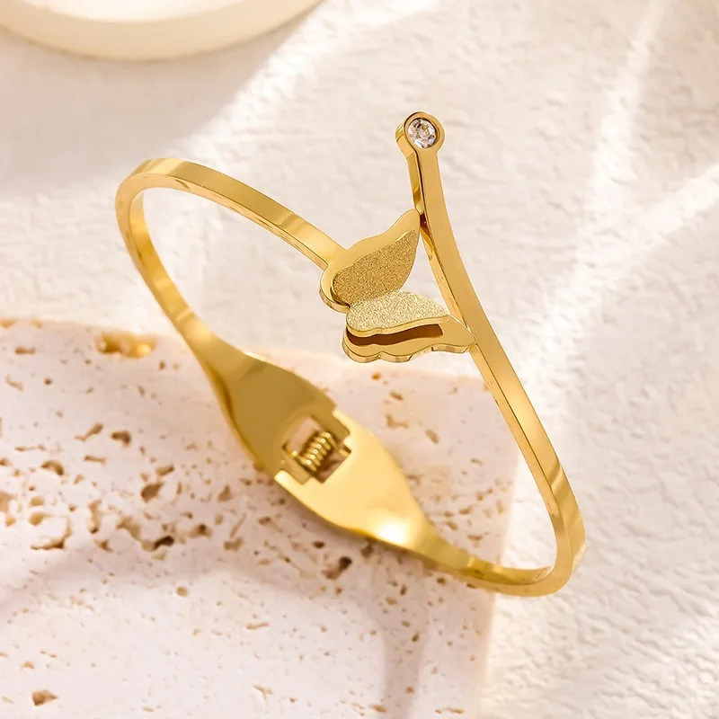 18K Gold Plated Beautiful Butterfly Bangle with CZ Stone Stainless Steel