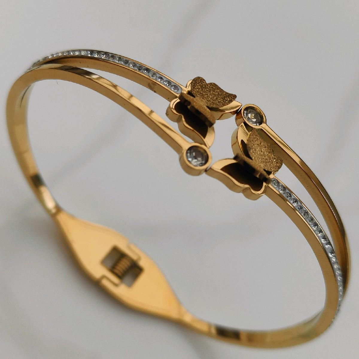 18k Gold Plated Butterfly Bangle