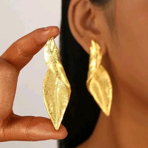18k Gold Plated Statement Retro Leaf Earrings