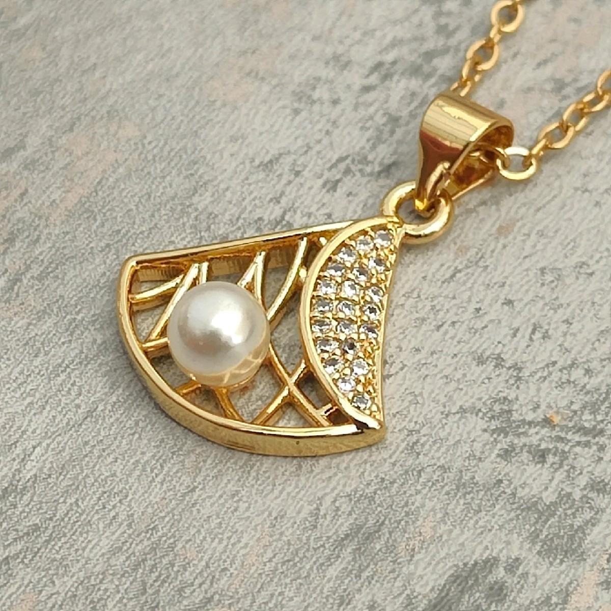 18K Gold Plated Necklace with Pearl Diamond Pendant