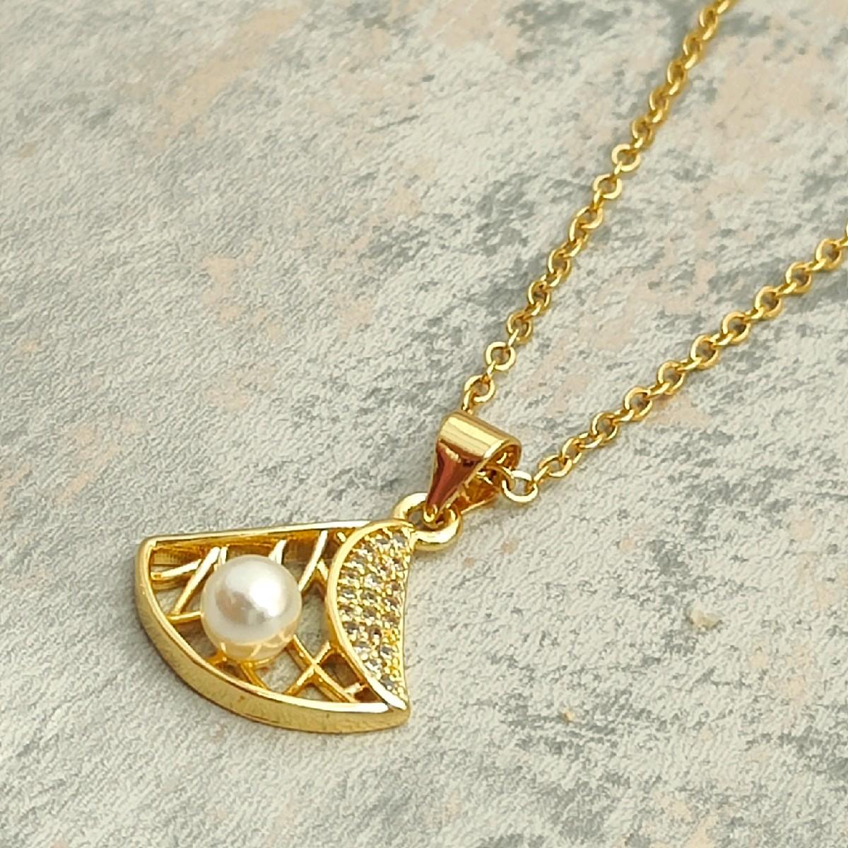 18K Gold Plated Necklace with Pearl Diamond Pendant