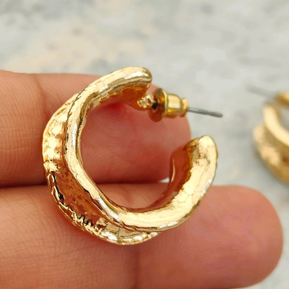 18k Gold Plated Hammered Hoop Earrings