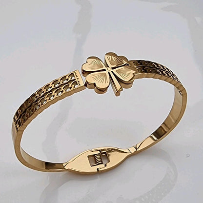 18k Gold Plated Beautiful Four Hearts Floral Clover Bangle Stainless Steel